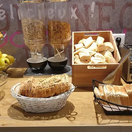 Ibis Purpan Aeroport Hotel 3*