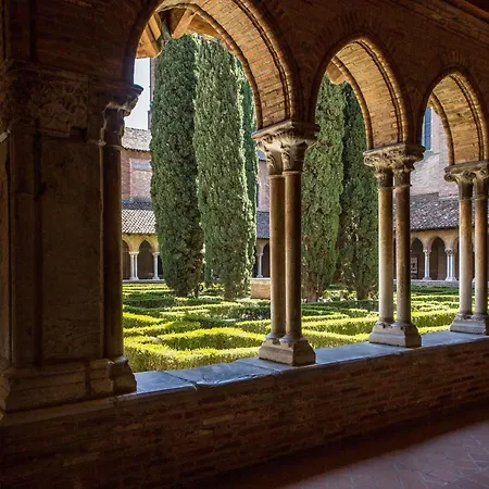 Ibis Purpan Aeroport 3* トゥールーズ