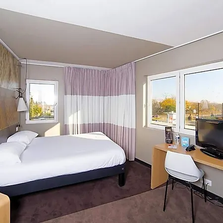 酒店 Ibis Purpan Aeroport 3*