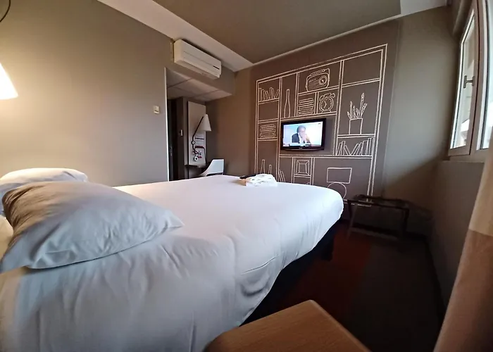 Ibis Purpan Aeroport ホテル