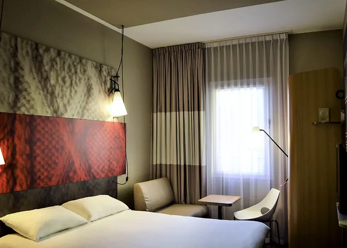 ホテル Ibis Purpan Aeroport トゥールーズ