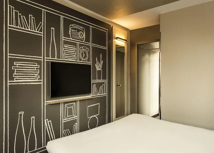 Ibis Purpan Aeroport Hotel 3*